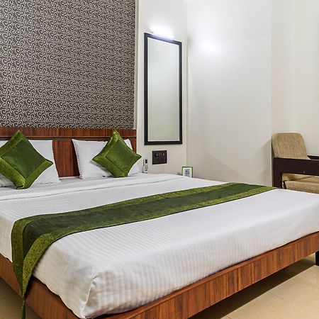 Treebo Trend Royal Kourt Aurangabad Hotel Екстериор снимка