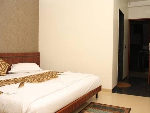 Treebo Trend Royal Kourt Aurangabad Hotel Екстериор снимка