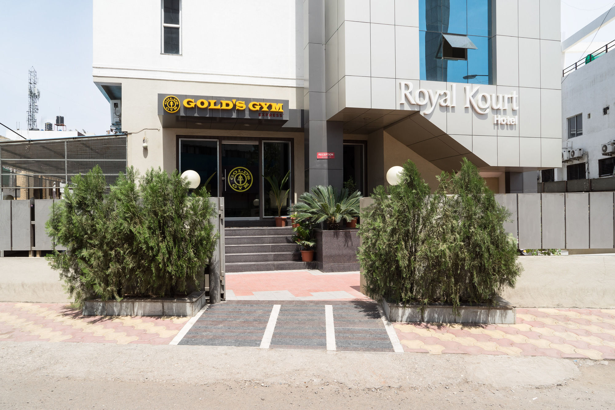 Treebo Trend Royal Kourt Aurangabad Hotel Екстериор снимка